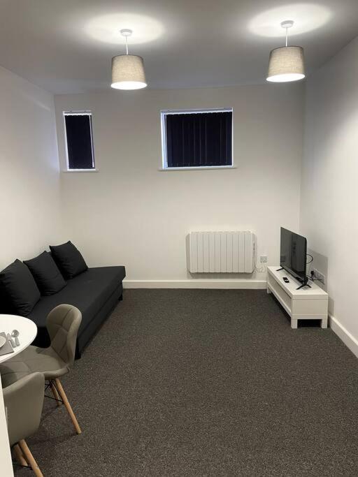 #4Bs 1 Bed Serviced Apartment Derby Exterior photo